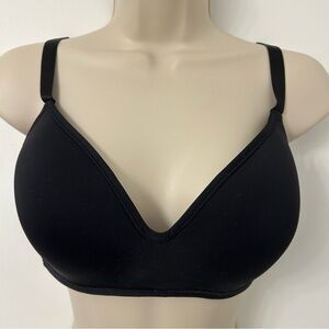 Black Seamless Full-Coverage Bra